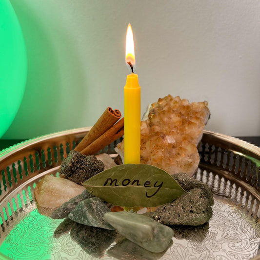 Money Candle Burning Ritual - Wealth, Growth, Abundance